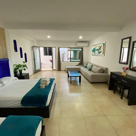 איסלה מוחרס Arrecife Apartments מראה חיצוני תמונה