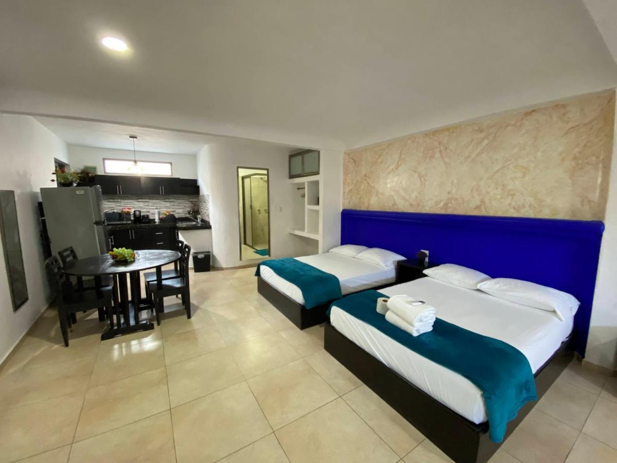 איסלה מוחרס Arrecife Apartments מראה חיצוני תמונה