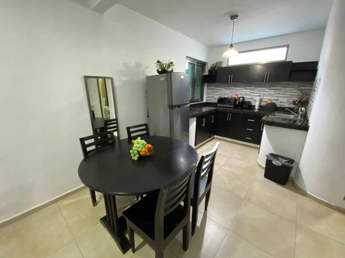 איסלה מוחרס Arrecife Apartments מראה חיצוני תמונה